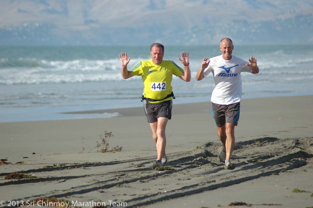 Sri Chinmoy Waimairi Beach Challenge