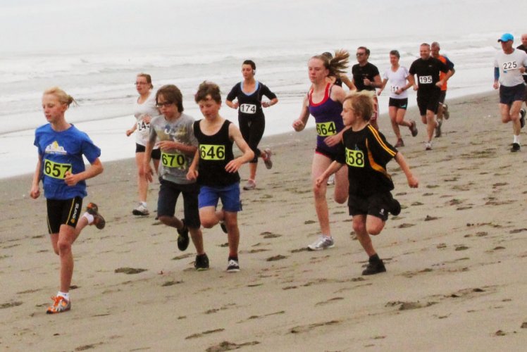 01 April 2012 - Sri Chinmoy 24km, 14km and Children's 2.5km Beach Challenge - Results